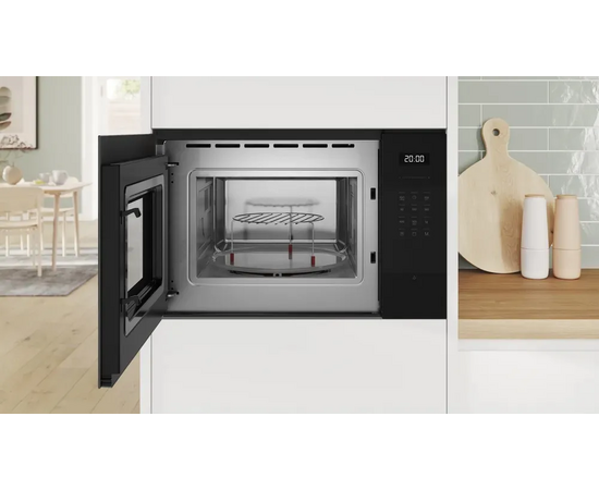  Встраиваемая микроволновая печь Bosch BEL554MB2 черный 